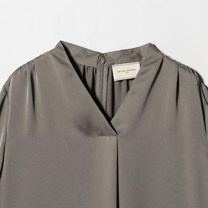 バック サテン Vネック ロングスリーブ ブラウス ‐ウォッシャブル‐