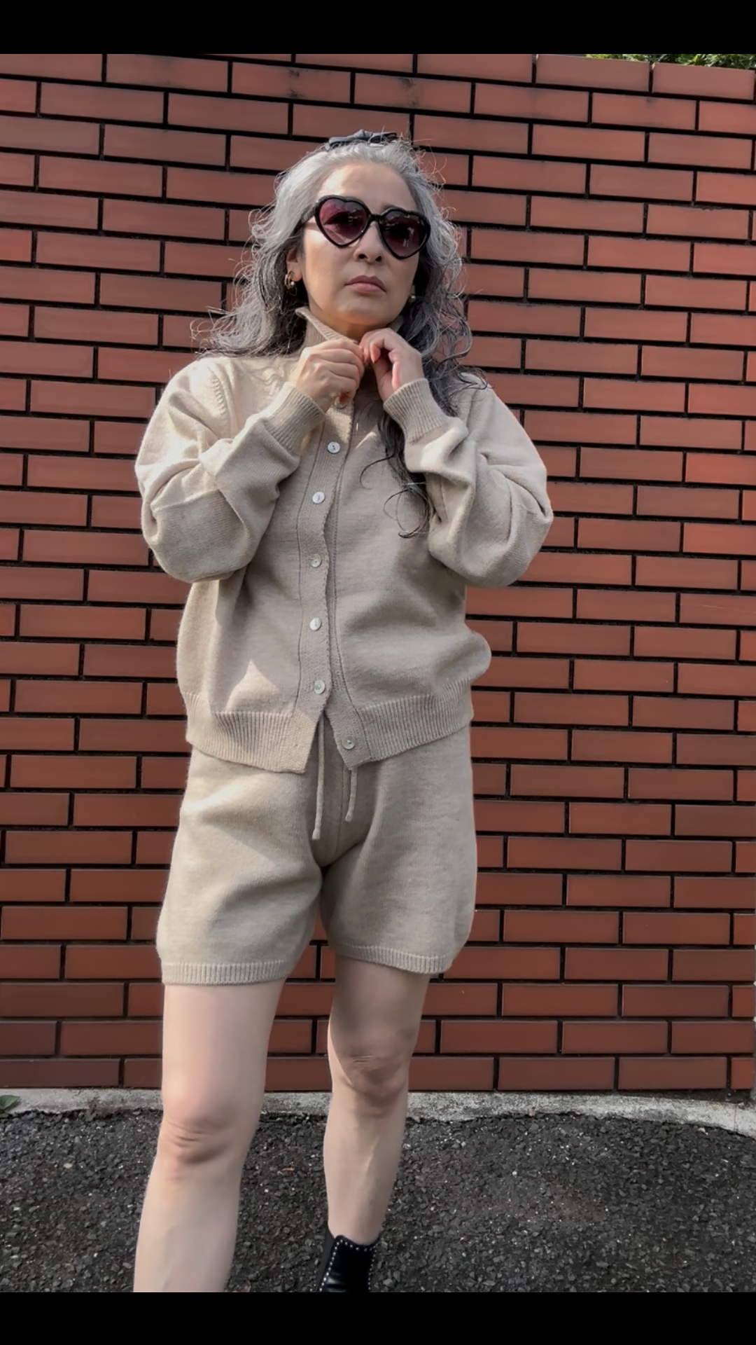 ハイネックショートパンツニットアップ