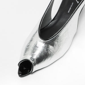 ＜SY＞ポインテッドピープトゥリボンバックベルト パンプス45●↑