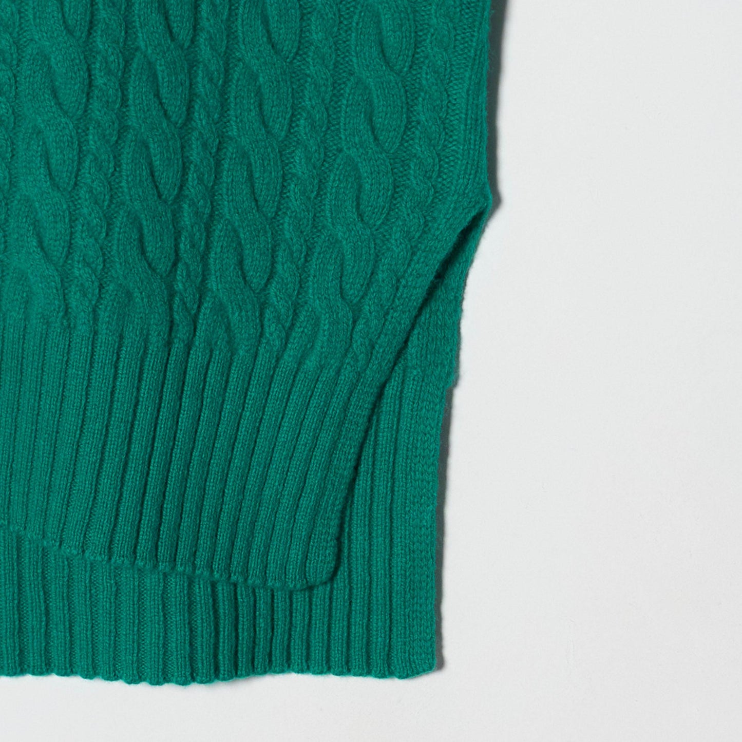 ゴールバーン Vネック ニット プルオーバー