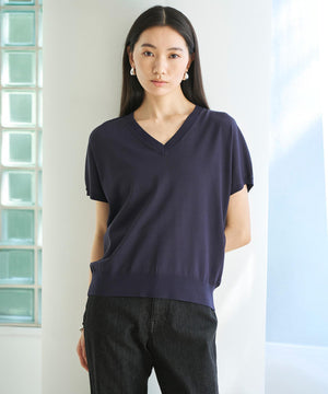 スゴ機能美 Vネック ニット