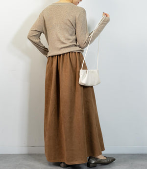 スウェードフレアスカート