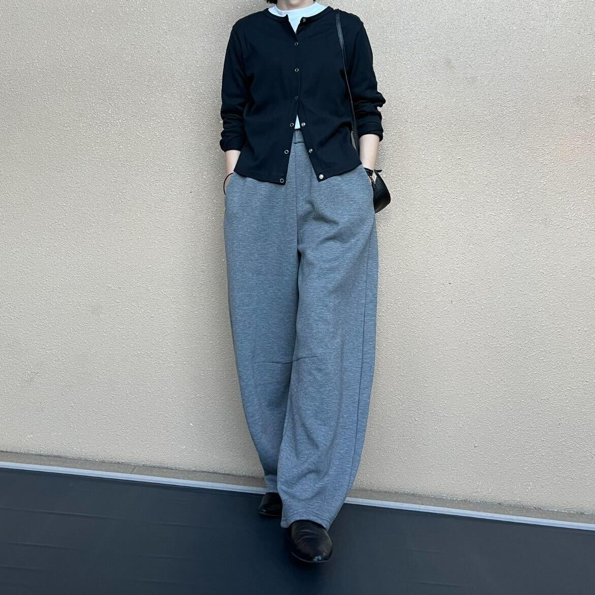 ダンボールコクーンパンツ