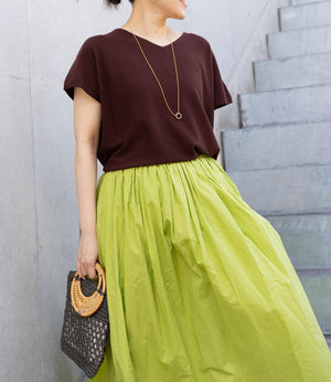 コクーンシルエットVネックニット