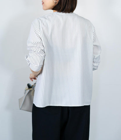 綺麗めストライプフリルタイブラウス