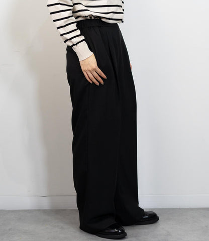 センタープレスストレートパンツ