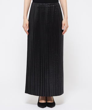 レザー ライク サテン プリーツスカート（uncrave WHITE）