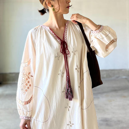 クルーエル刺繍ボヘミアンワンピース