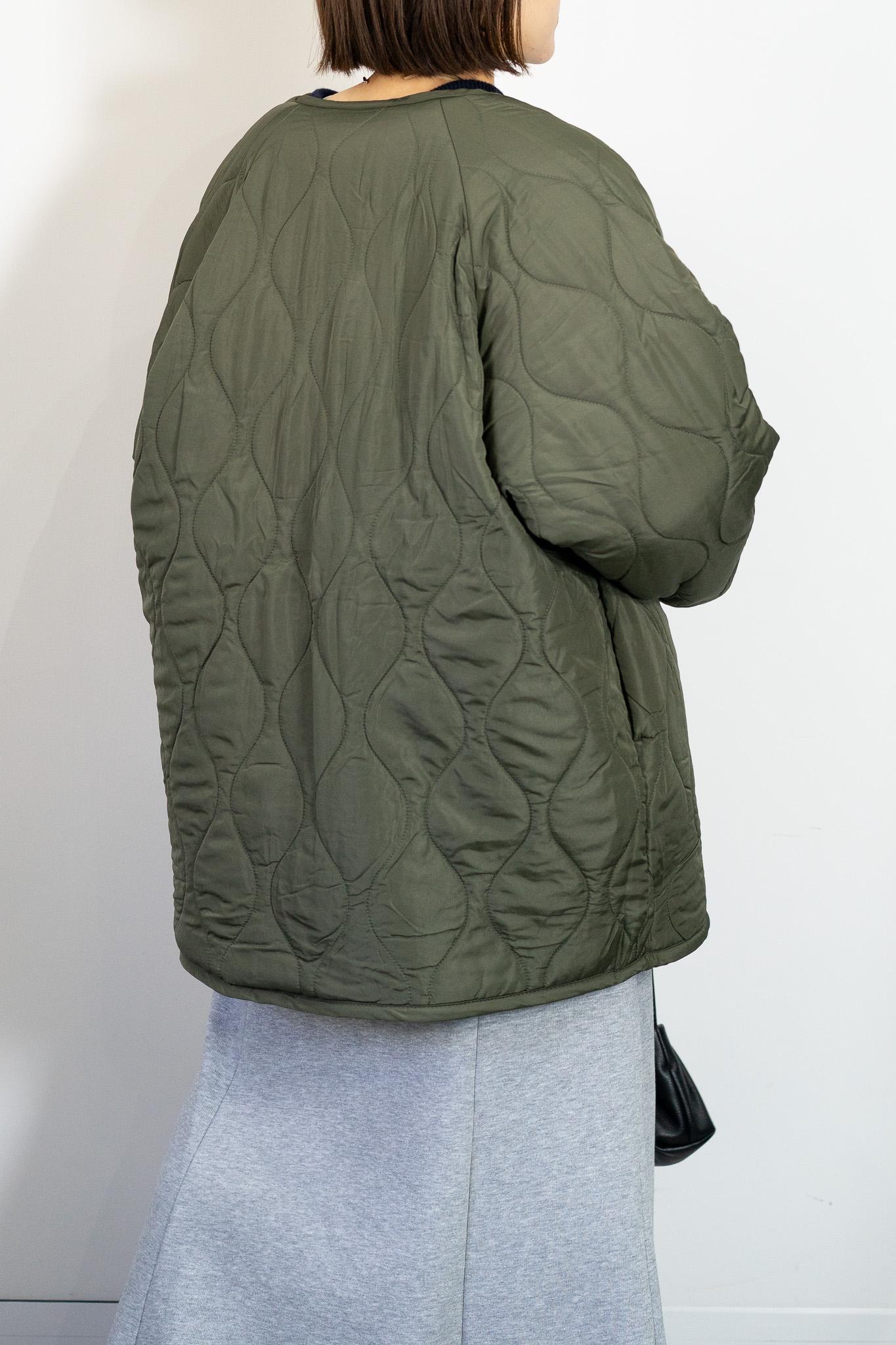 リバーシブルボアキルティングノーカラーアウター