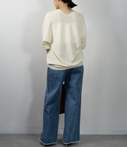 ホールガーメンVネックトニット