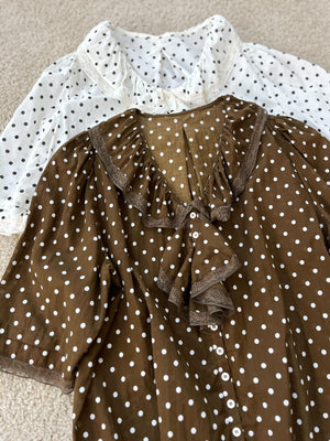 水玉レースブラウス