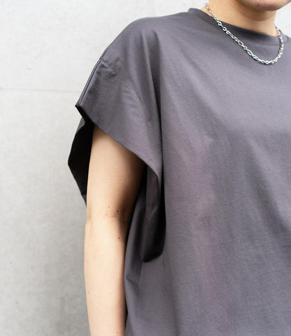 ドロストオーバーフレンチスリーブカットソー