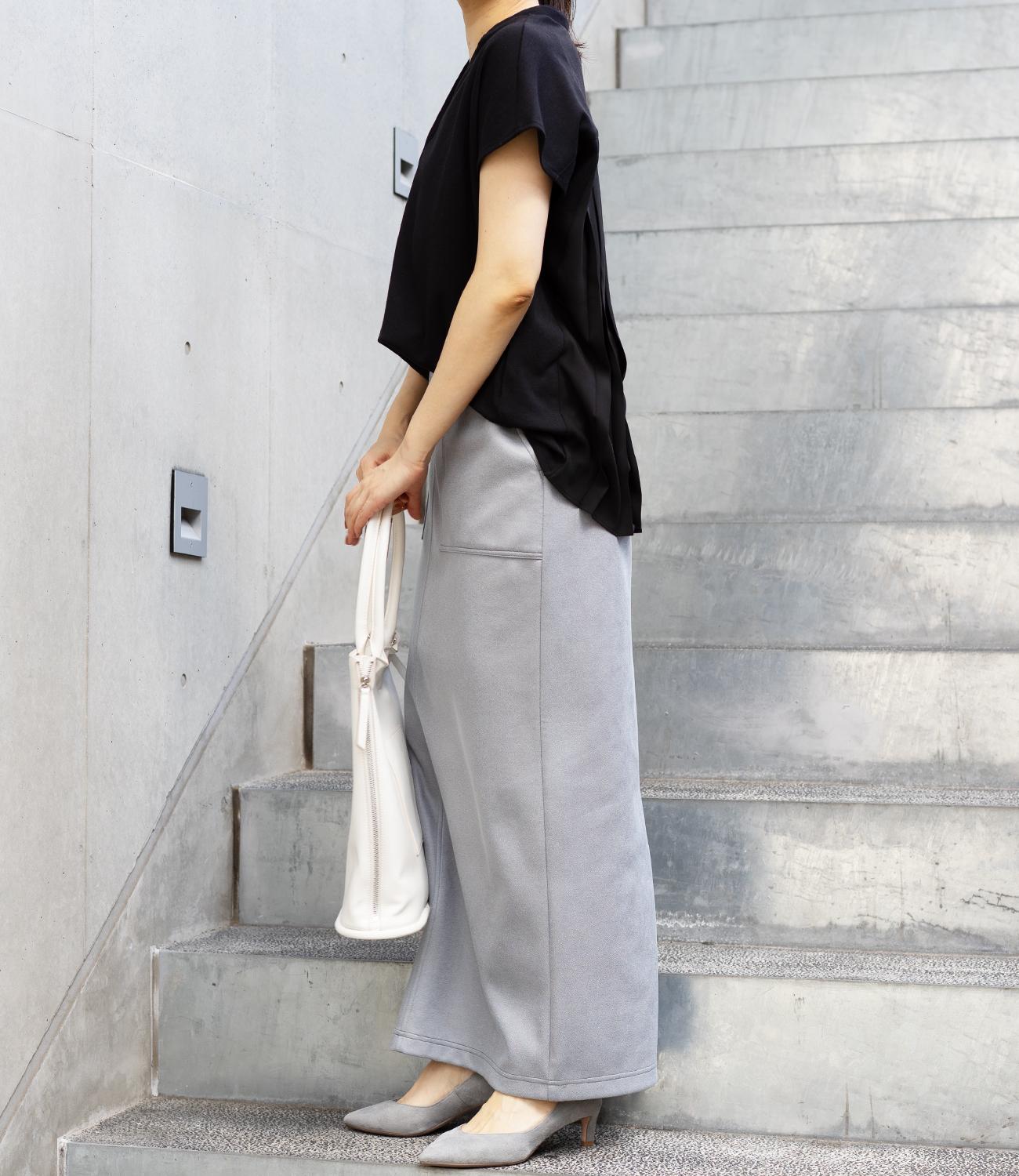 バックプリーツスキッパーカットソー