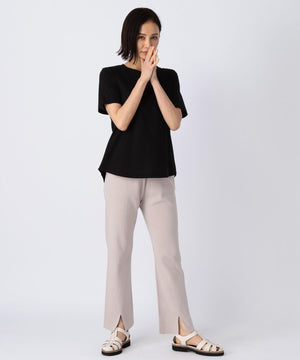 スリットパンツ