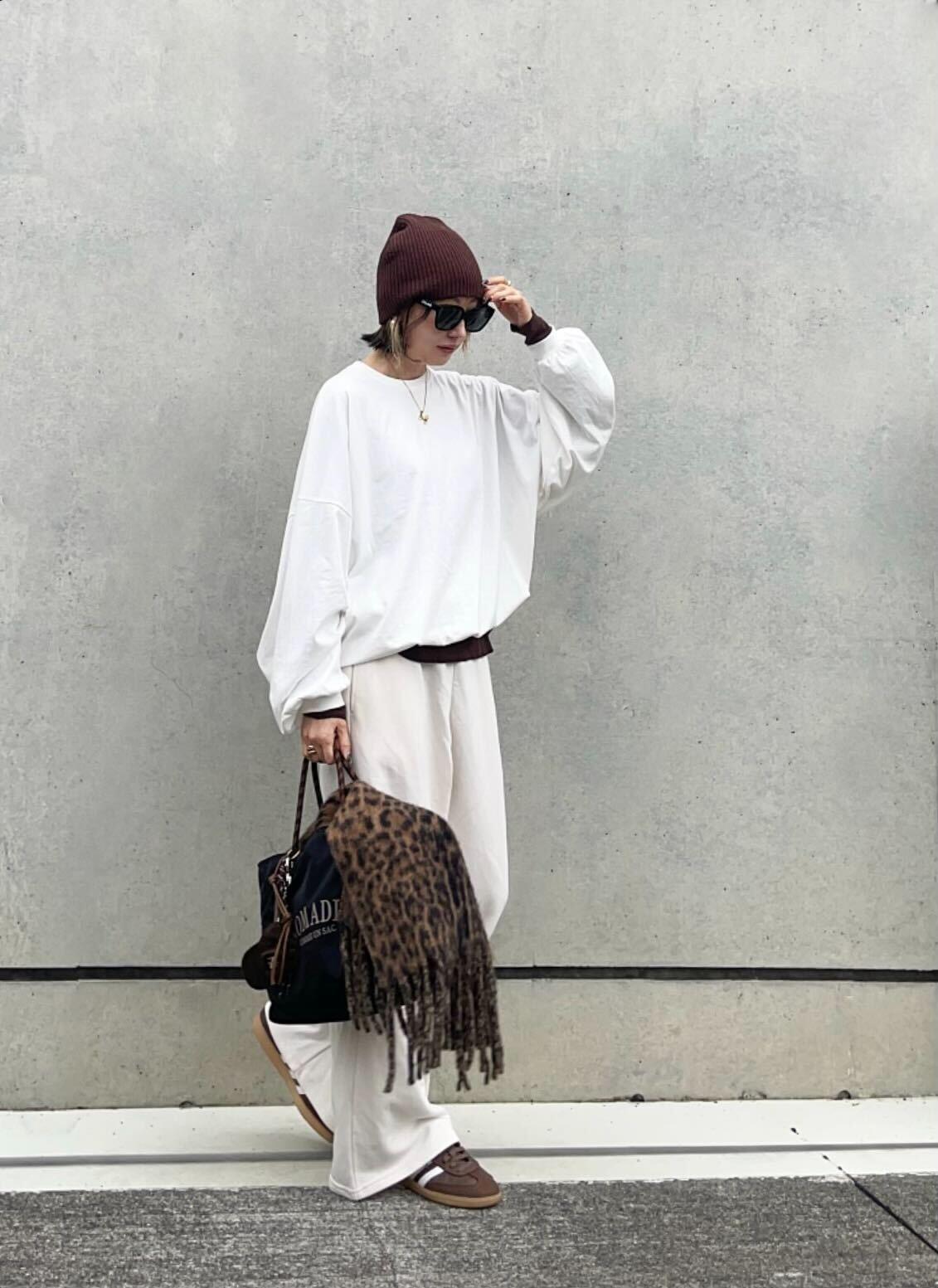 オーバーサイズスウェットシャツ