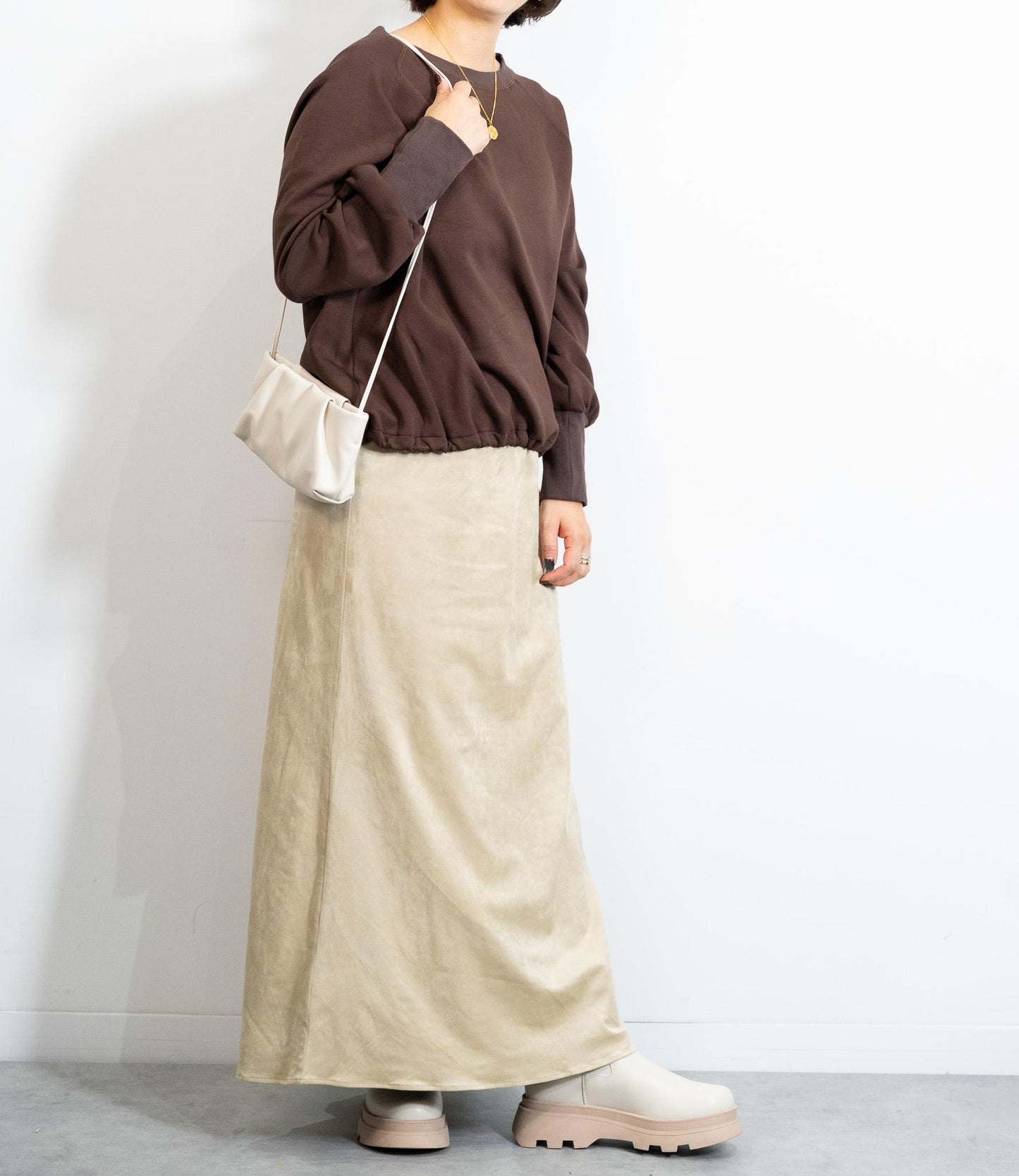 ストレッチスウェードAラインスカート