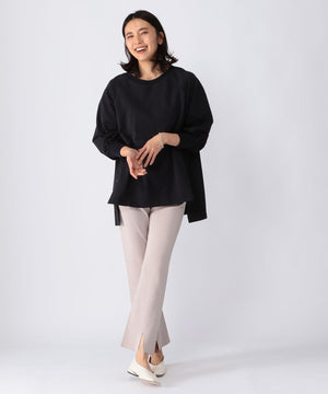 スリットパンツ