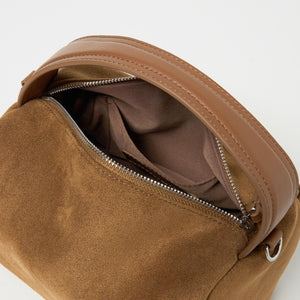 コンビ キューブ ショルダーバッグ