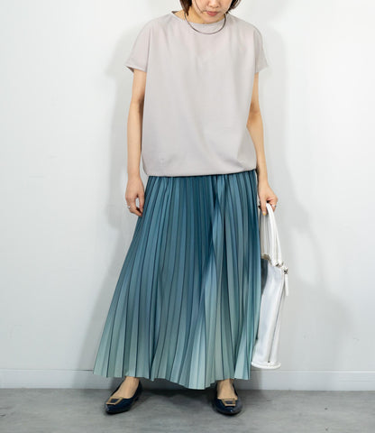 ライングラデーションプリーツスカート