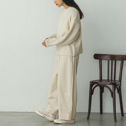 ケーブルニット