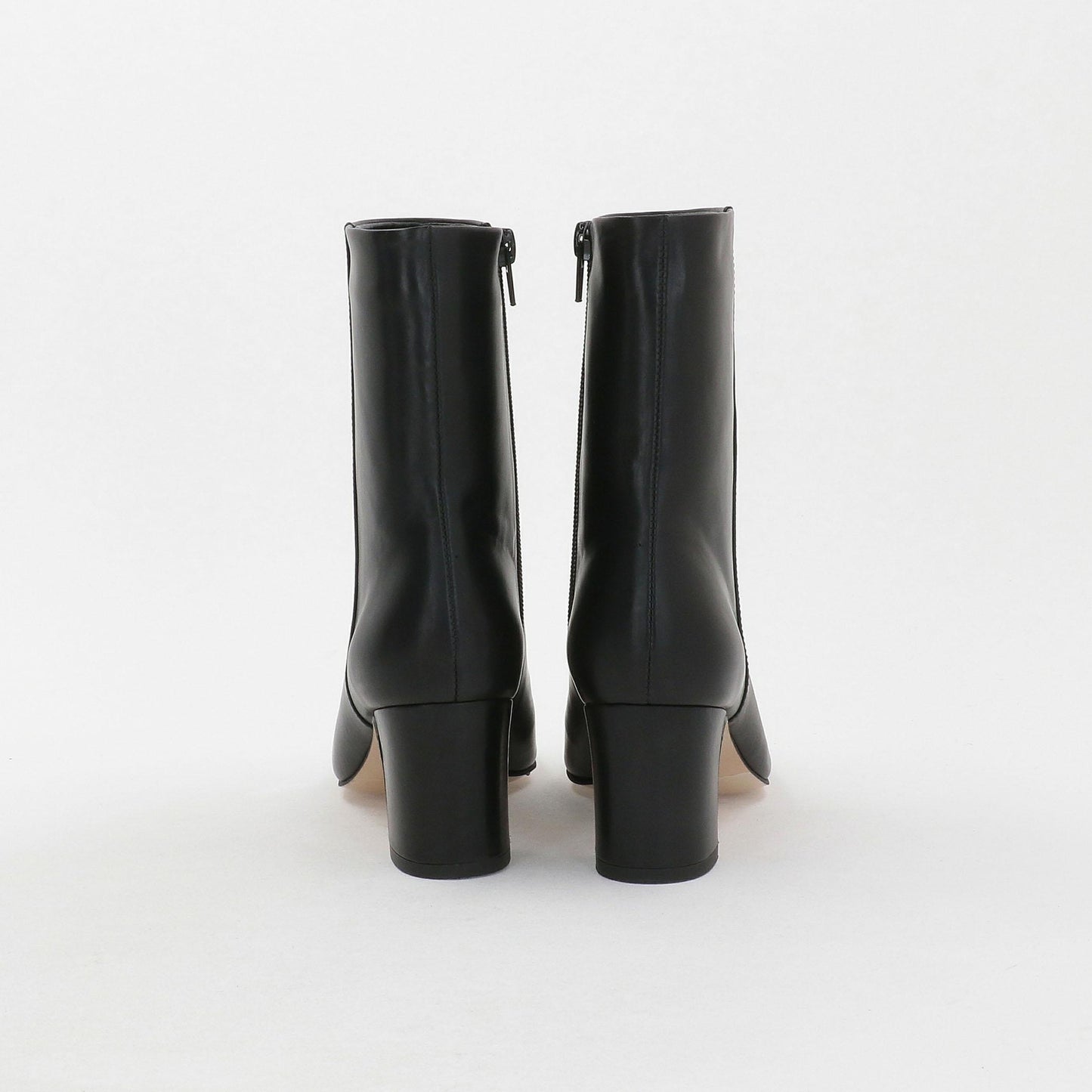 ラウンドプレーン ショートブーツ60↑