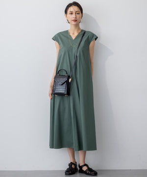 ストレッチブロード Vネックワンピース