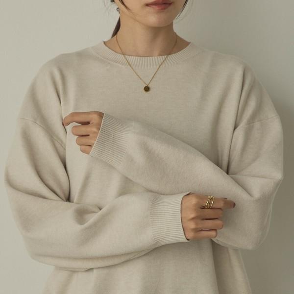 やわもちクルーネックニット