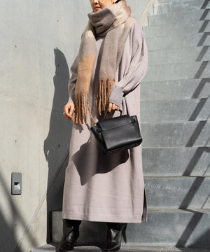 ボリュームフリンジマフラー