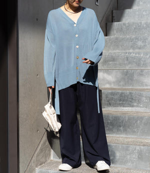 サイドスリットVネックカーディガン