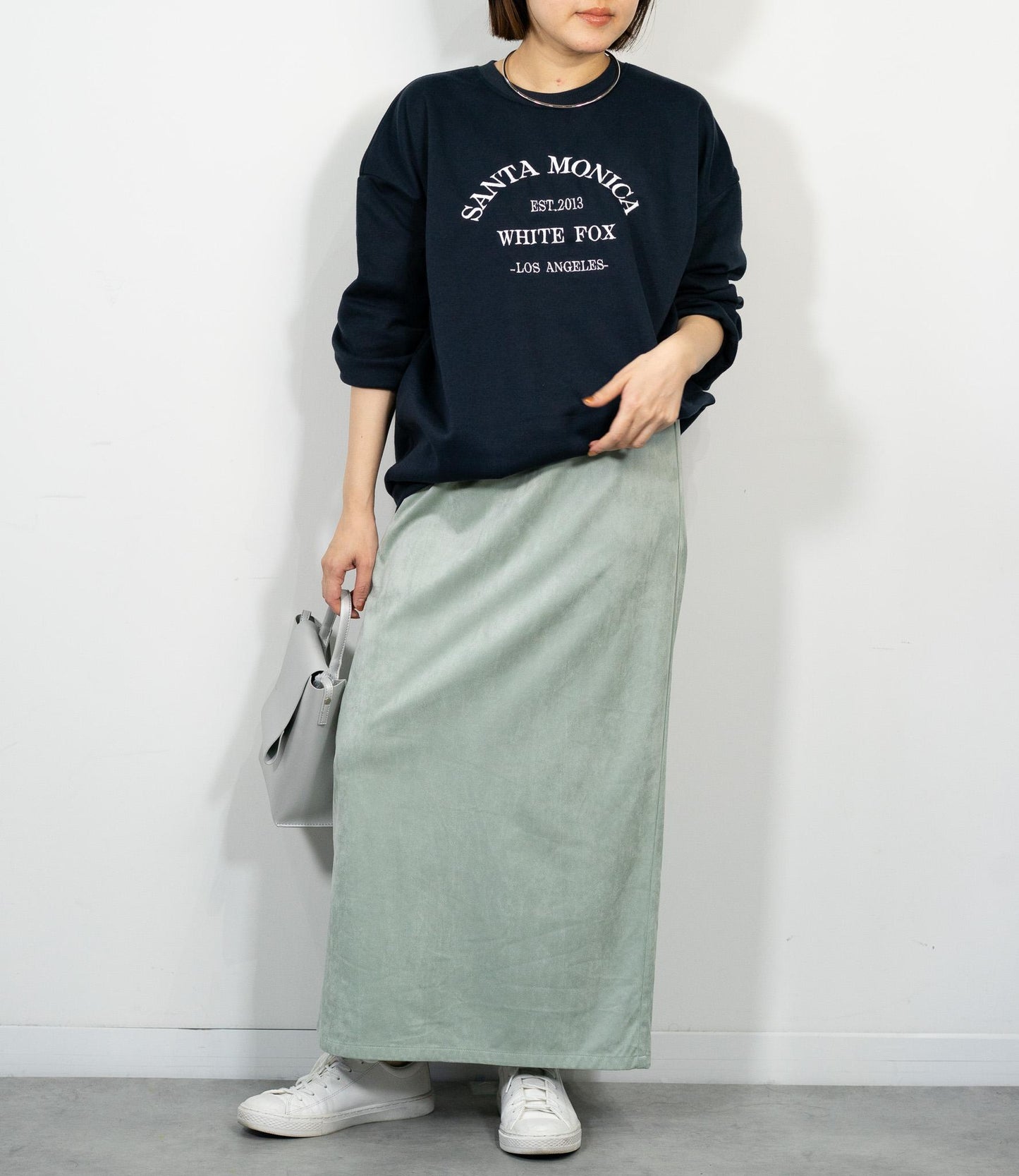 ストレッチスウェードライクIラインスカート