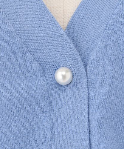 パールボタンVネックカーディガン