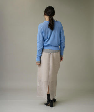 クルーネックニットプルオーバー《Melty air wool》
