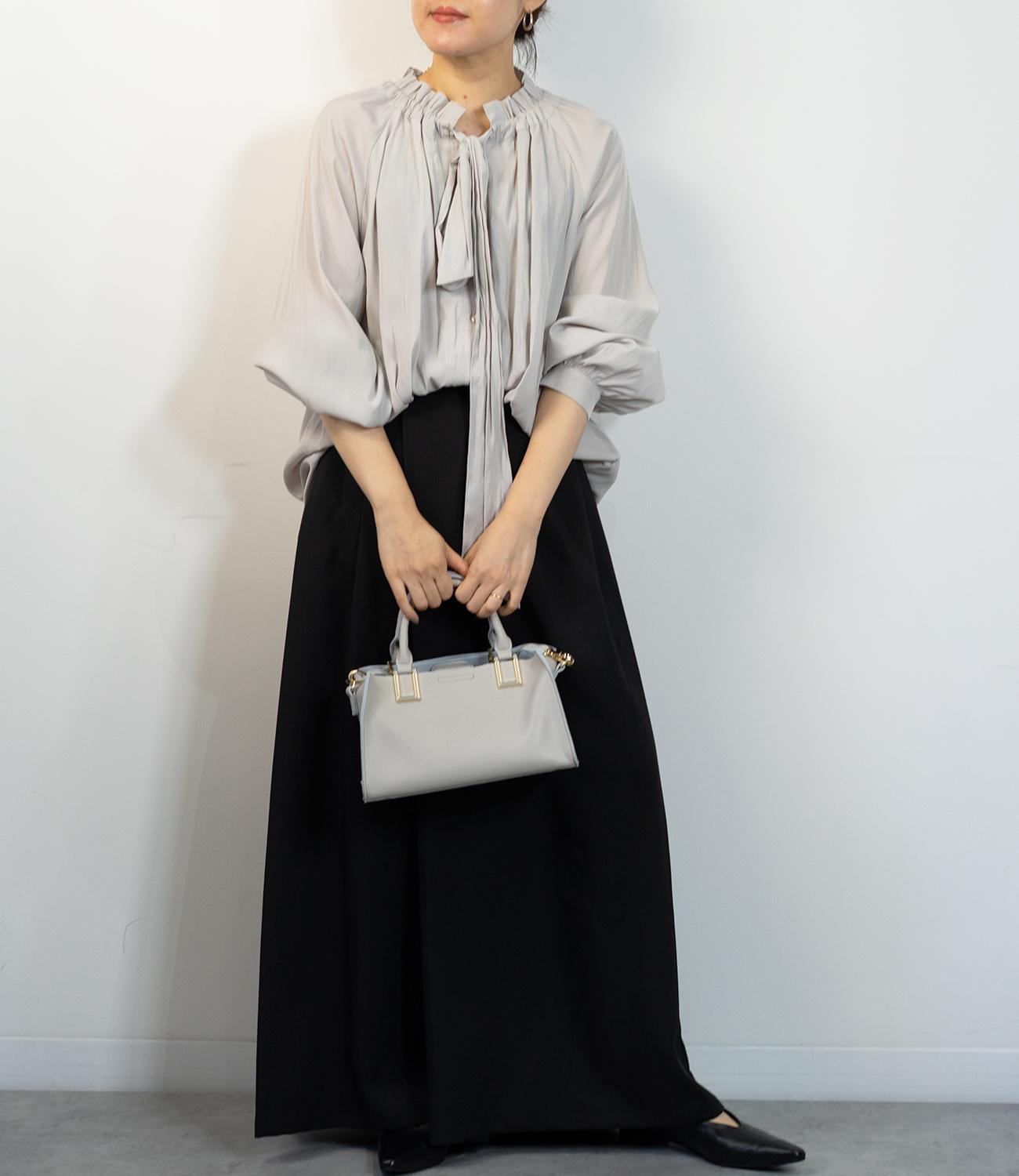 パウダーサテンボウタイブラウス