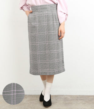 チェック柄スカート