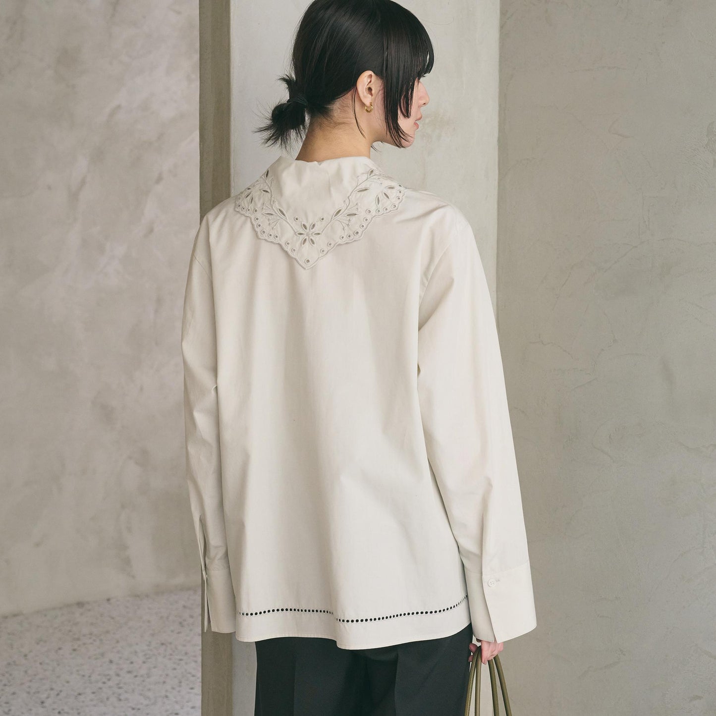 エンブロイダリーカラー シャツ