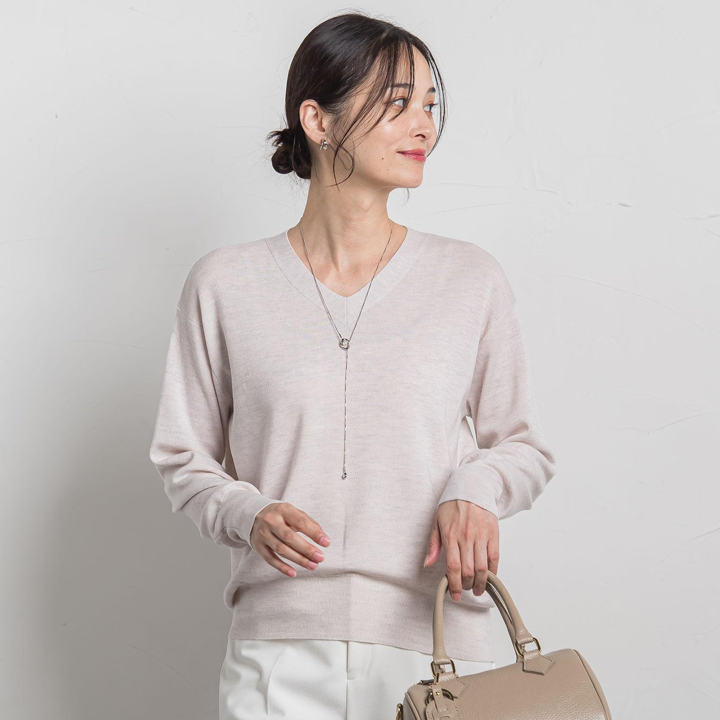 Brisbane Vネックニットプルオーバー≪11号あり≫