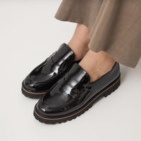 ブラック系・BLACK