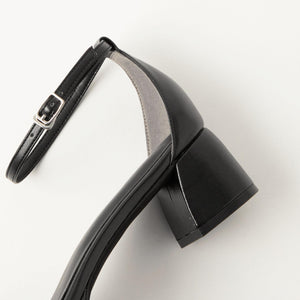 チャンキーパテッドサンダル（4.5cmヒール）