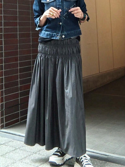 シャーリングフレアスカート