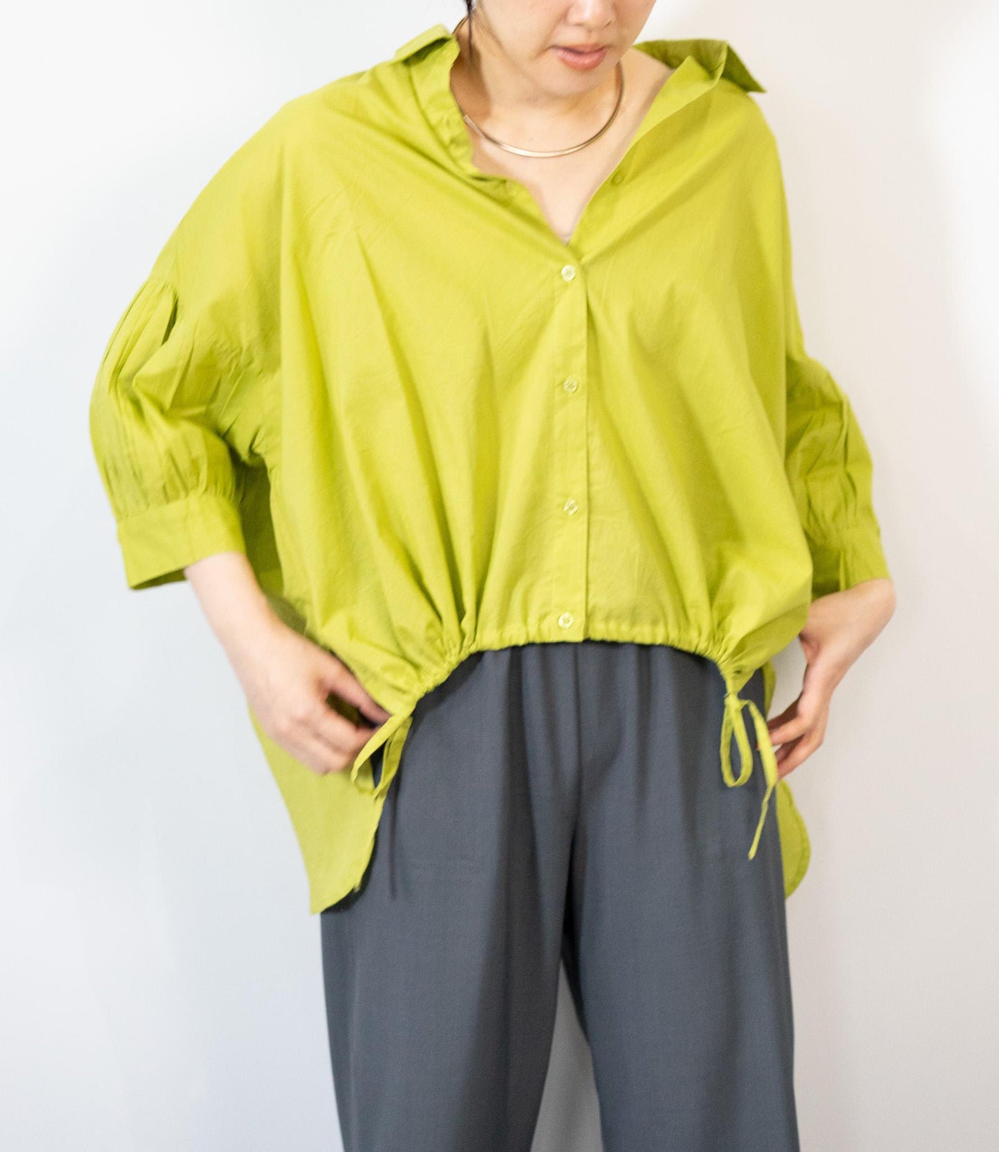 フロントドロストシアーシャツ