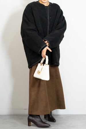 リバーシブルボアキルティングノーカラーアウター