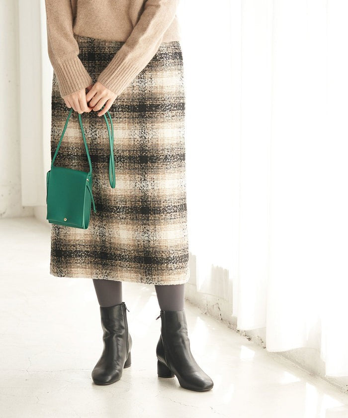 チェックスカート