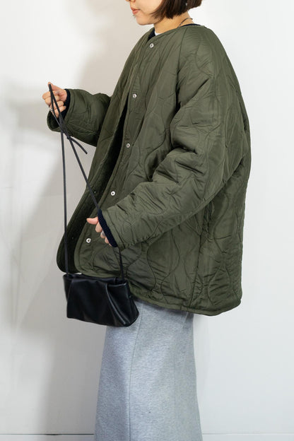 リバーシブルボアキルティングノーカラーアウター