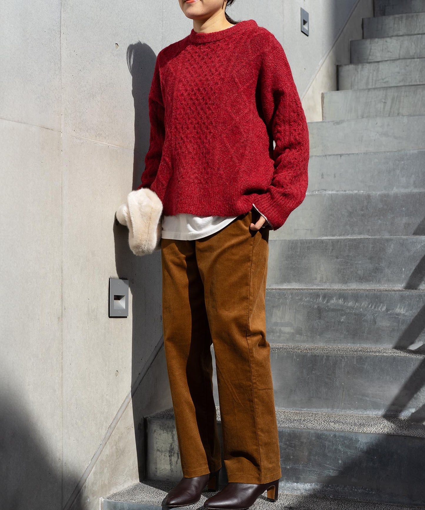 ケーブルニット