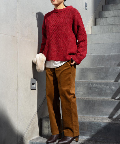 ケーブルニット