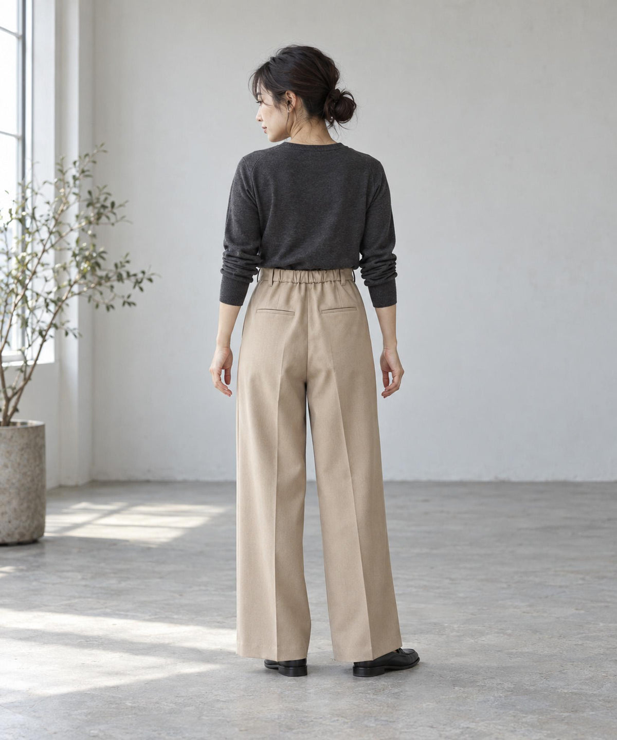 ストレートワイドパンツ