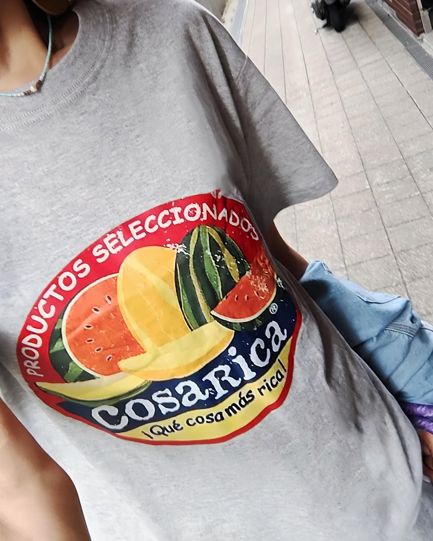 ヴィンテージタッチのスイカＴシャツ