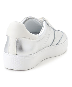 レザー スニーカー