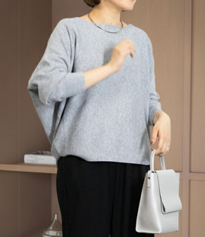 ボートネックラウンドニット