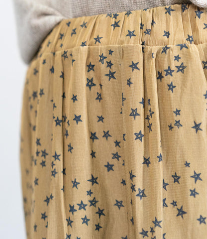 シャイニーティアードスカート